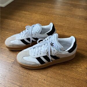 adidas White and Black Samba XLG - size 11